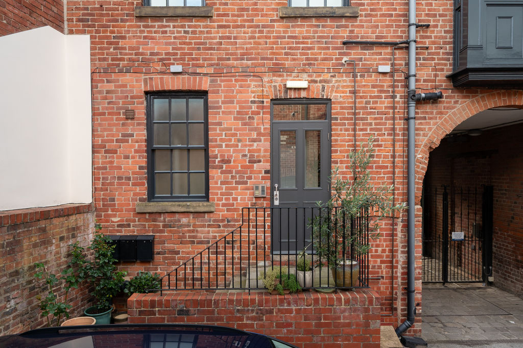 69 Furnace Hill